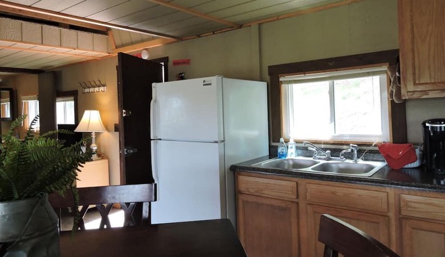 Lazy Daze Cabin at Sparkman Lake