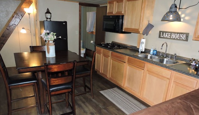 Peace of Mind Cabin at Sparkman Lake