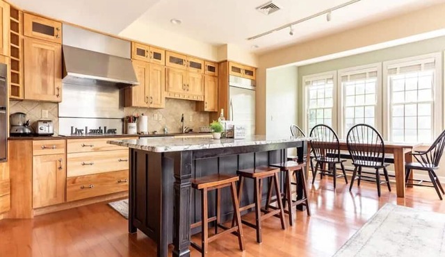 Gorgeous Mountain Home at Whitetail Resort