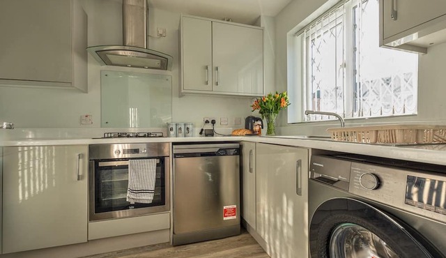 Lovely Detached Home | Pass The Keys