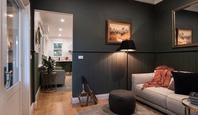 Trembath - Pet Friendly Restored Cottage in Clunes