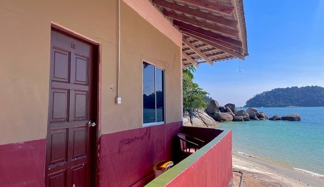 D'senja Beach Resort Teluk Nipah