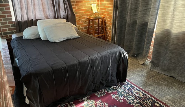 3,400 sq ft condo near The Hill / Shrewsbury / Forest Park