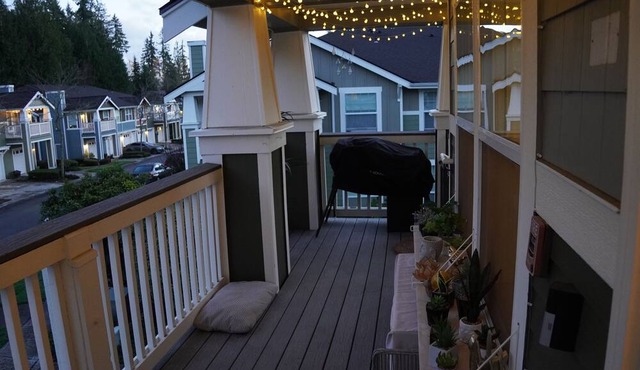 Furnished Townhouse in Redmond