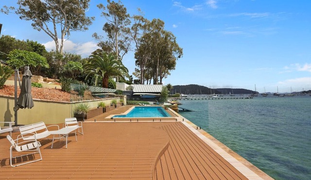 The Pinnicle 'Live the Dream'