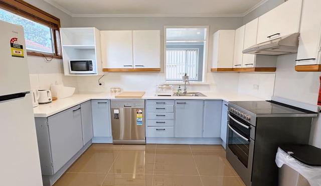 Cosy home in Central Liverpool walking to train, bus, shops and restaurants