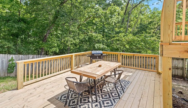 Spring Break|5 Min to Downtown|Sleeps 8