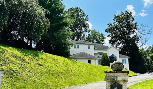 Sophia’s Garden Flat B-Quiet & Convenient Suburb