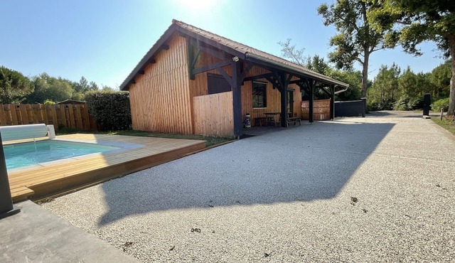 Jolie Maison en Bardage Bois Dans un Environnement Calme et Boisé