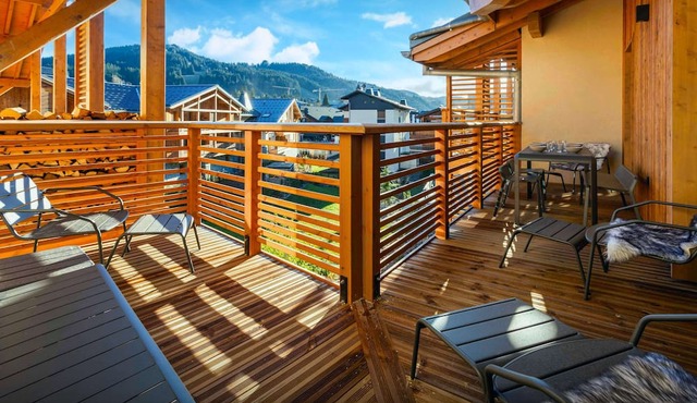 Les Doliges - Les Gets village apartment for 10 near lifts - OVO Network
