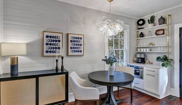The Wren | 1BR 2BA Guesthouse