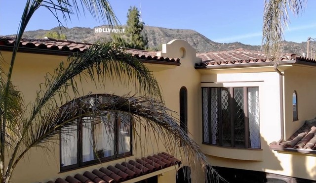 Private Views of the Hollywood Sign! 3 Bedroom Spanish-Styled Villa.