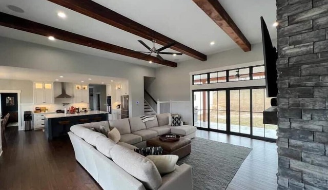 Lime Bluff Farmhouse