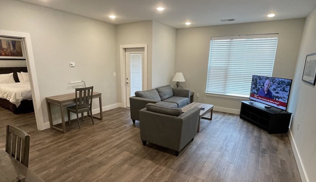 Get in before it's gone! More space than a hotel and cheaper too!