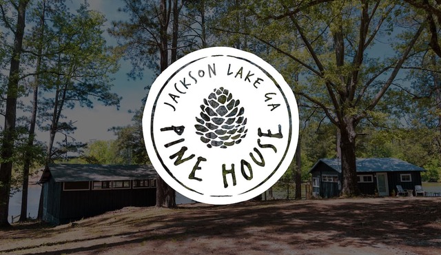 Jackson Lake-side Cabin