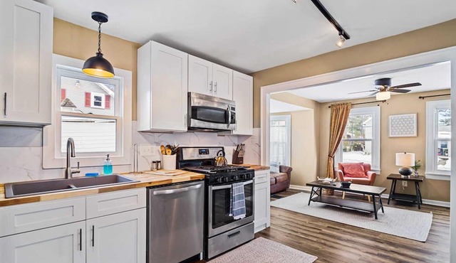River Dog | Entire House | Pet Friendly