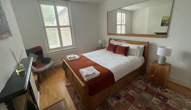 The Lily Room in Grand Tulse Hill Villa