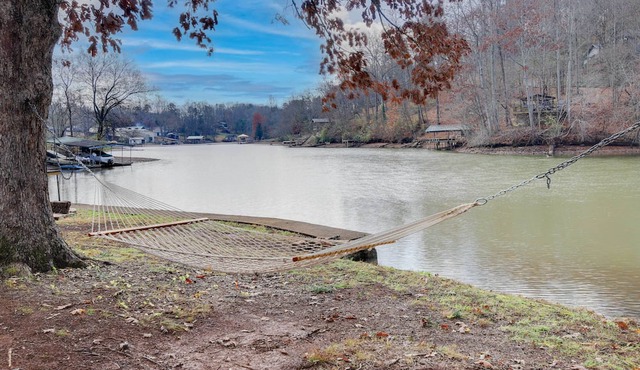 Lakefront Louisville Home - Dock, Fire Pit & Grill