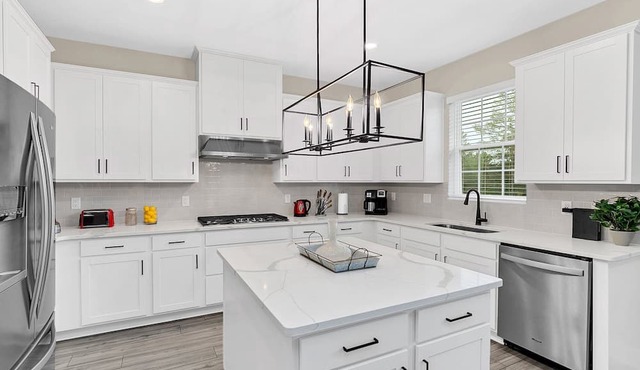 New Build Single Level Resort Villa Close To Disney