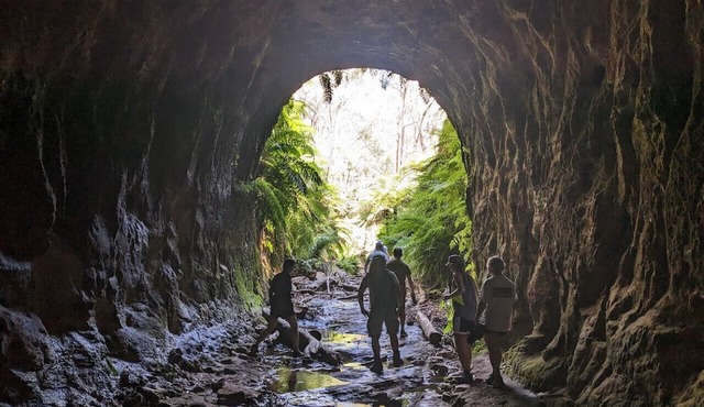 Nunyara Retreat - Outdoor Tub, Valley Views, Nature Surrounds