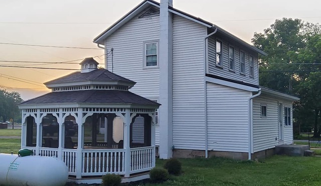 White house walking distance to Penn's Creek and Bald Eagle State Forest.