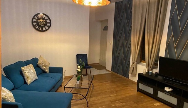 Maison de Ville Avec Cour à Proximité du Centre Ville et de la Gare