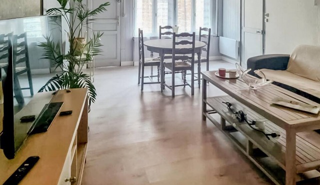 Spend a wonderful time in this charming vacation home in a good location for many activities.