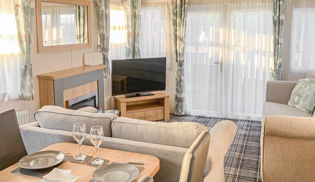 2 bedroom accommodation in Forfar