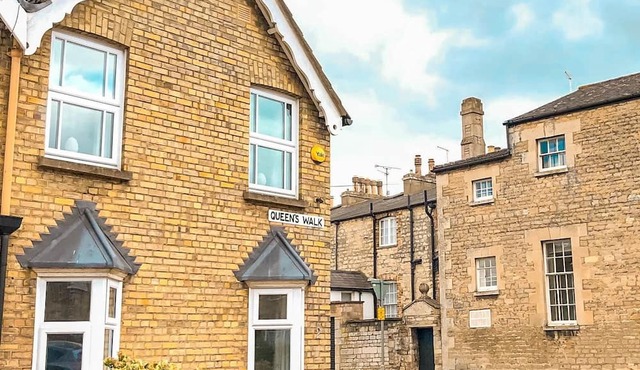 Central Stamford Townhouse