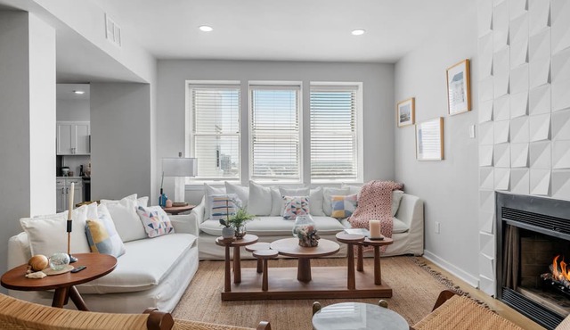 The Mayflower - Luxury Beachside Penthouse #1603