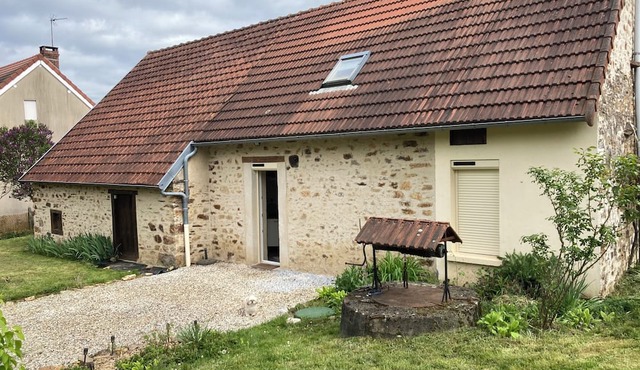 A COUNTRY HOUSE to discover with children