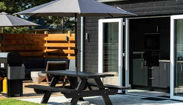 Luxury pitch XXL/Head pitch 2 to 12 persons - 2 pers. included in the price