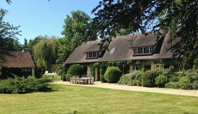 Normandy - 1h00 from Paris, 2 hectares of property, Tennis court, Swimming pool, Jacuzzi