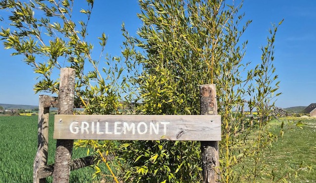 Country House 'Le Domaine De Grillemont' with Private Terrace, Garden & Wi-Fi