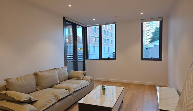 Sydney Chinatown 2BR 01Walk to Darling Harbour