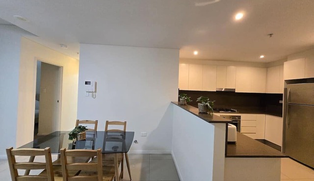 Mascot 2 bed 027 Close to station easy to anywhere