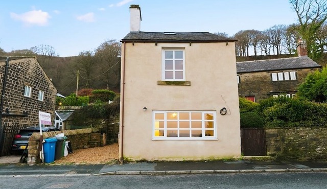 Beautiful Country Cottage with Views! - Sleeps 8