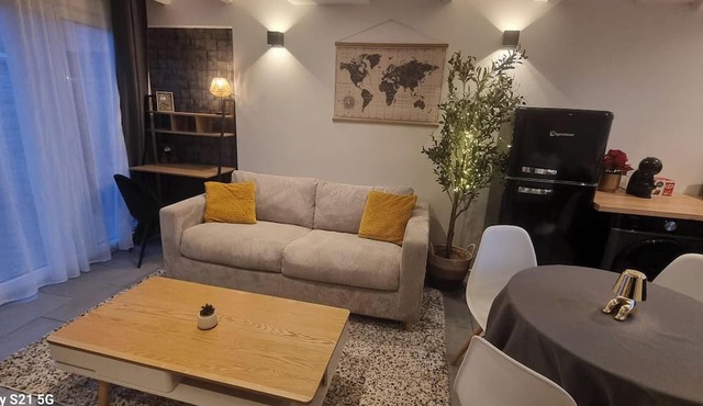 Chez Jean, comfortable gîte with terrace