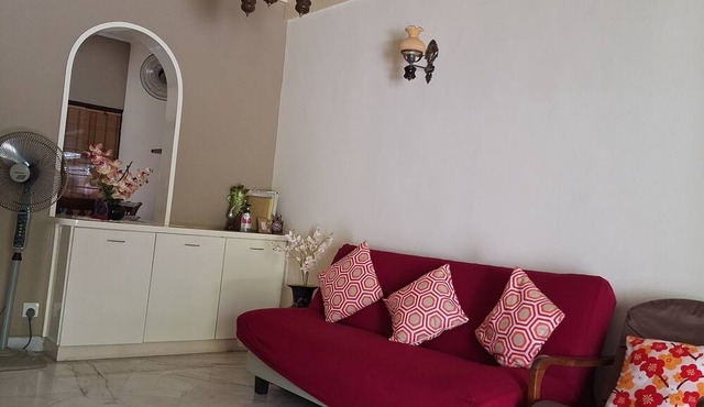 Spacious 4-bedroom house in gorgeous Subang Jaya with AC