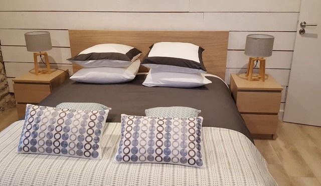 Guest Room “La Trouverie - Room 4” with Shared Terrace, Garden and Wi-Fi