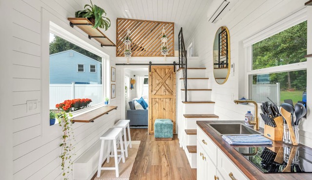 New England Tiny Home Experience: Coffee & More!