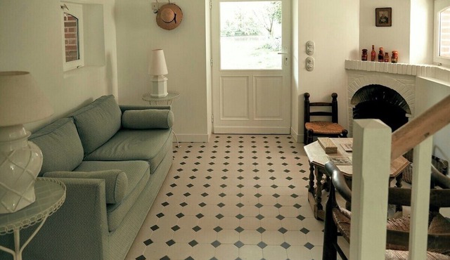 Chalet Olivet, a bucolic house on the water