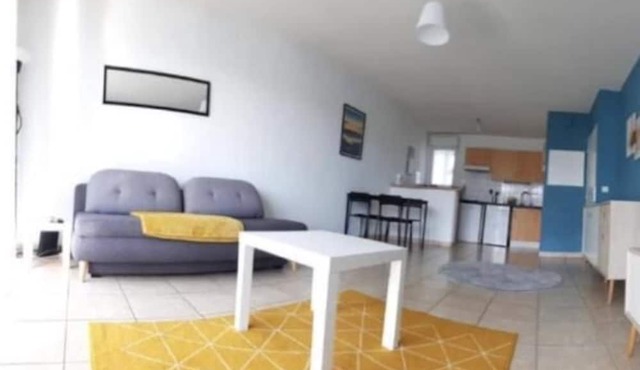 T2 4 beds 2 steps from the pool