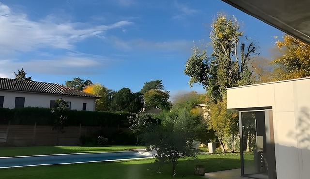 Bed and Breakfast 'Chambres Contemporaine' with Shared Pool, Shared Terrace and Shared Garden