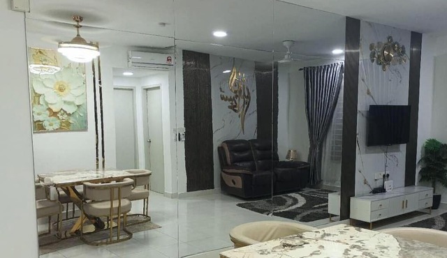 HDIman Homestay Putrajaya KLIA view with Netflix Disney Sauna and Swimming Pool