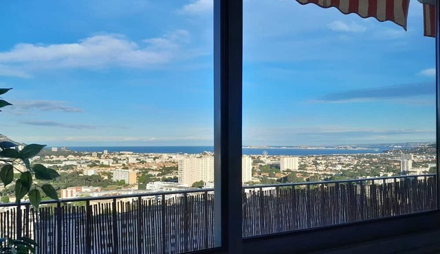 T2 Sea View & Parking & Fiber - Near Calanques