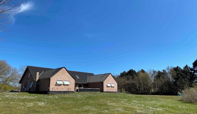 Lodshuset - holiday party and leisure activity