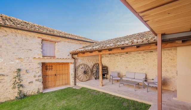 Rural House 'El Portal De Castroserna' with Mountain Views, Private Terrace & Wi-Fi