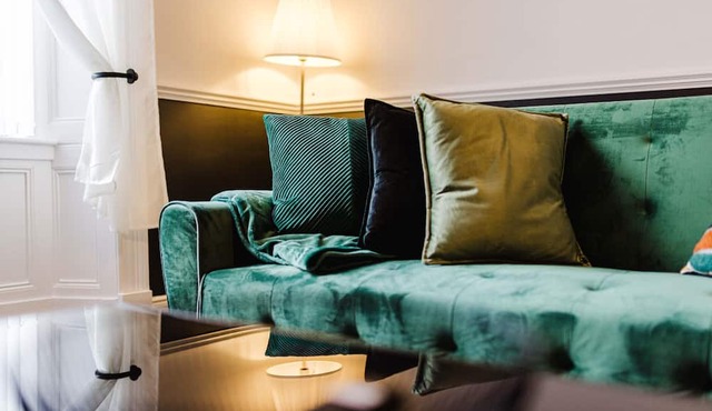 Welcoming Home In Renfrew, Near Glasgow Airport