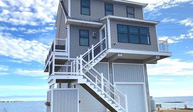 2-bedroom ocean-front Fairhaven home overlooking Buzzards Bay